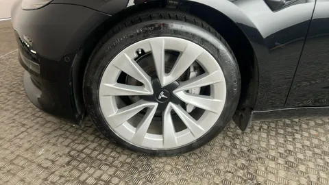 TESLA MODEL 3 Long Range AWD Auto