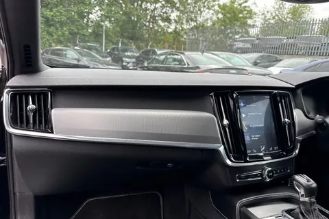 Volvo S90 2.0 D4 R-Design Auto Euro 6 (s/s) 4dr