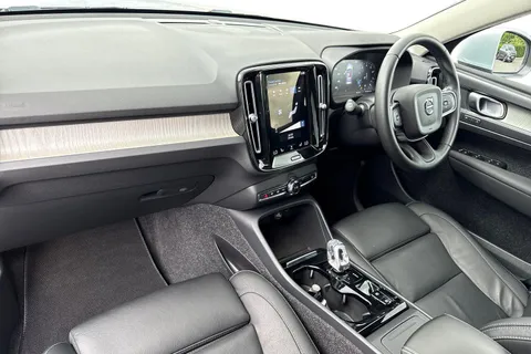 Volvo Xc40 2.0 B4 MHEV Inscription Pro Auto Euro 6 (s/s) 5dr