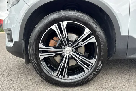 Volvo Xc40 2.0 B4 MHEV Inscription Pro Auto Euro 6 (s/s) 5dr