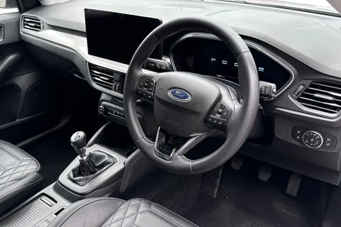 FORD FOCUS 1.0 EcoBoost Titanium Vignale 5dr
