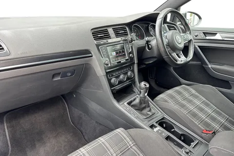 VOLKSWAGEN GOLF 2.0 TDI GTD 3dr