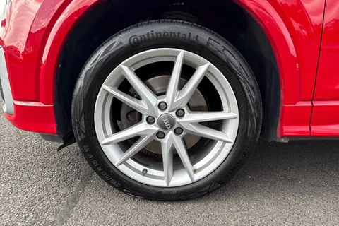 AUDI Q2 30 TDI S Line 5dr
