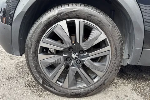 PEUGEOT 2008 100kW GT Premium 50kWh 5dr Auto