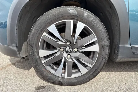 PEUGEOT 2008 1.2 PureTech Allure 5dr