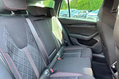 SKODA OCTAVIA 2.0 TDI 200 vRS 5dr DSG