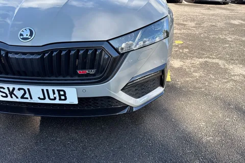 SKODA OCTAVIA 2.0 TDI 200 vRS 5dr DSG
