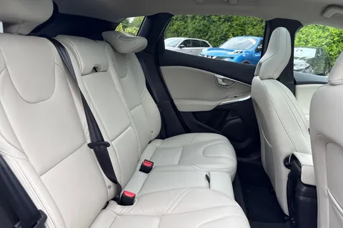 VOLVO V40 T3 [152] Inscription Edition 5dr Geartronic