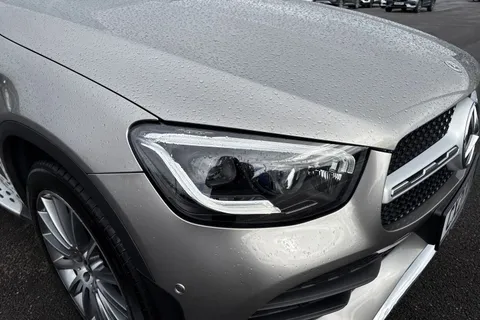 MERCEDES-BENZ GLC GLC 300d 4Matic AMG Line Premium 5dr 9G-Tronic