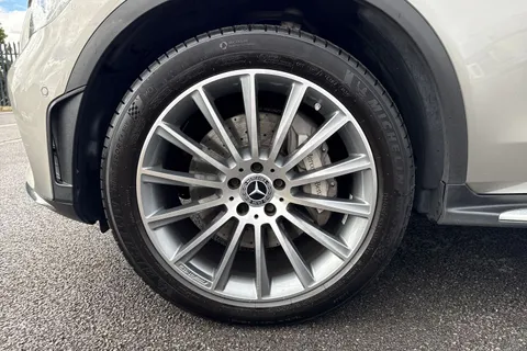 MERCEDES-BENZ GLC GLC 300d 4Matic AMG Line Premium 5dr 9G-Tronic