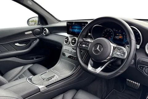 MERCEDES-BENZ GLC GLC 300d 4Matic AMG Line Premium 5dr 9G-Tronic