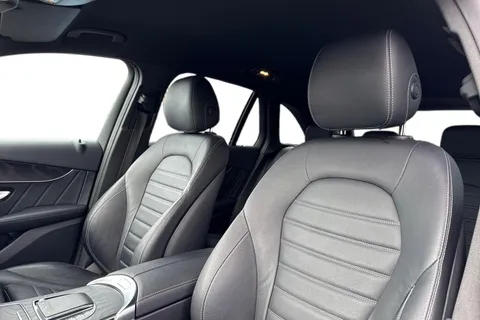 MERCEDES-BENZ GLC GLC 300d 4Matic AMG Line Premium 5dr 9G-Tronic