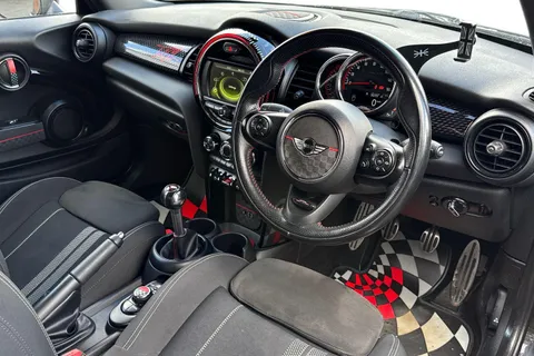 Mini Hatch 2.0 John Cooper Works Euro 6 (s/s) 3dr