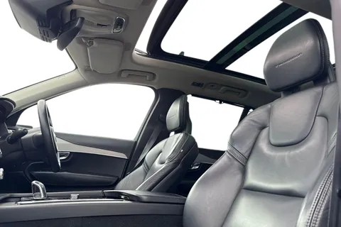 VOLVO XC90 2.0 T8 Hybrid Inscription Pro 5dr Geartronic