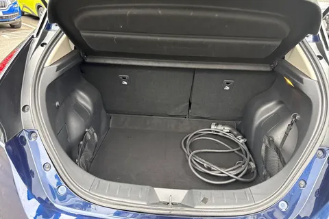 NISSAN LEAF 110kW N-Connecta 39kWh 5dr Auto