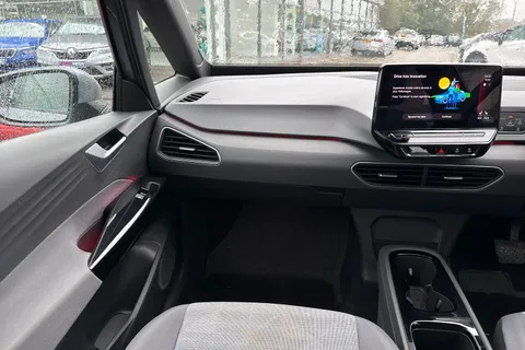 VOLKSWAGEN ID.3 110kW Life Pure Performance 45kWh 5dr Auto