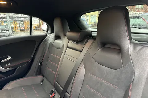 MERCEDES-BENZ A CLASS A200 AMG Line Premium 5dr Auto