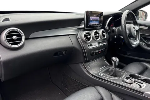 MERCEDES-BENZ C CLASS C220d AMG Line 4dr