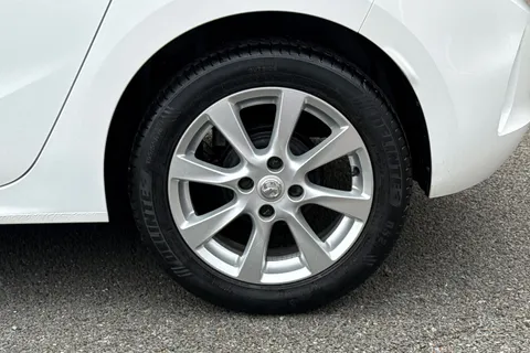 VAUXHALL CORSA 1.2 Design 5dr