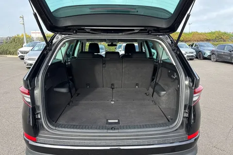 SKODA KODIAQ 1.5 TSI SE 5dr [7 Seat]