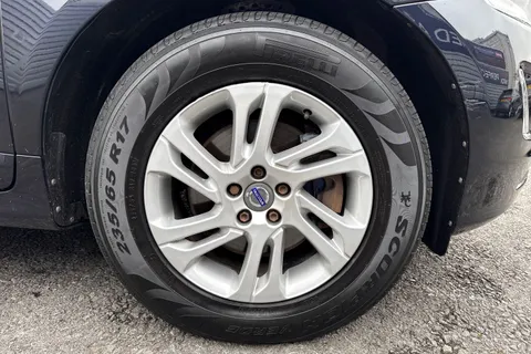 VOLVO XC60 D4 [190] SE Nav 5dr Geartronic