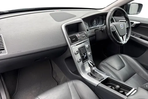 VOLVO XC60 D4 [190] SE Nav 5dr Geartronic