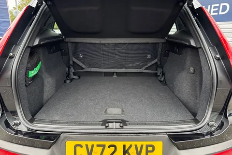 VOLVO XC40 2.0 B3P Core 5dr Auto