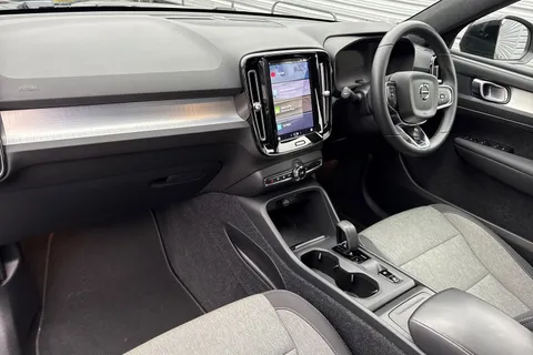 VOLVO XC40 2.0 B3P Core 5dr Auto