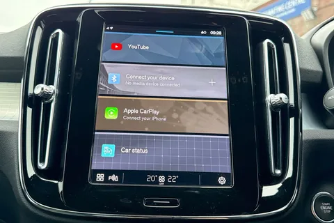 VOLVO XC40 2.0 B3P Core 5dr Auto