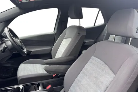 VOLKSWAGEN ID.3 150kW Life Pro Performance 58kWh 5dr Auto