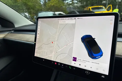 Tesla Model 3 (Dual Motor) Long Range Auto 4WDE 4dr