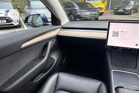 Tesla Model 3 (Dual Motor) Long Range Auto 4WDE 4dr