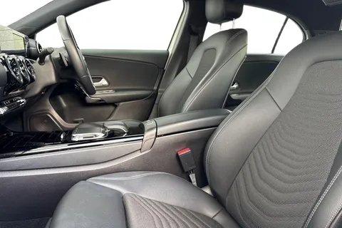 MERCEDES-BENZ A CLASS A180d SE 5dr Auto