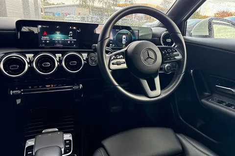 MERCEDES-BENZ A CLASS A180d SE 5dr Auto