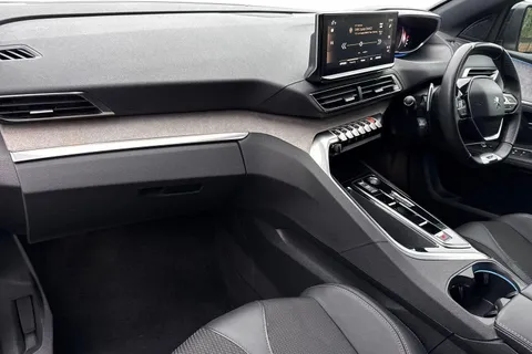 PEUGEOT 5008 1.2 PureTech GT EAT Euro 6 (s/s) 5dr