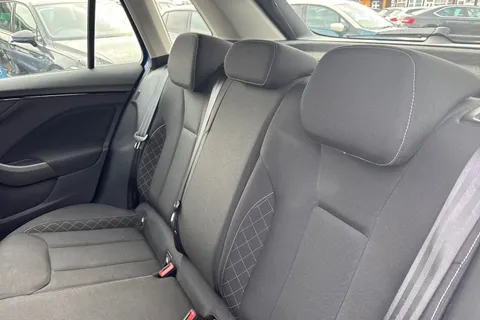 Škoda Kamiq 1.0 TSI SE Euro 6 (s/s) 5dr