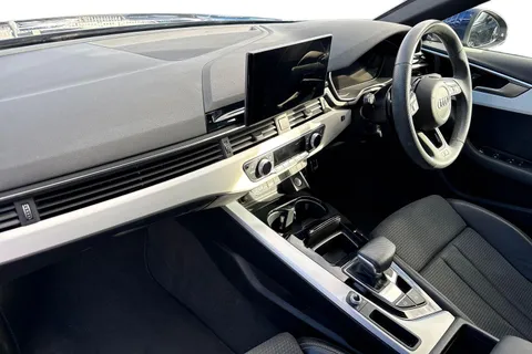 Audi A4 Avant 2.0 TFSI 40 S line S Tronic Euro 6 (s/s) 5dr