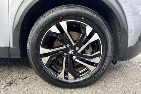 PEUGEOT e-2008 50kWh GT Auto 5dr (7kW Charger)