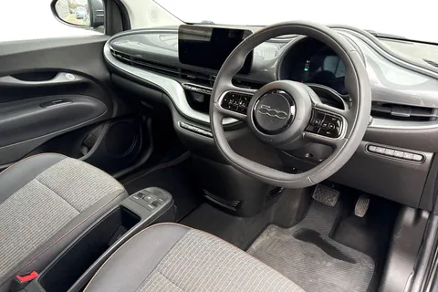 FIAT 500E C 42kWh Icon Auto 2dr