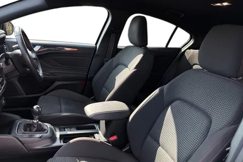 Ford Focus 1.5 EcoBlue ST-Line Euro 6 (s/s) 5dr