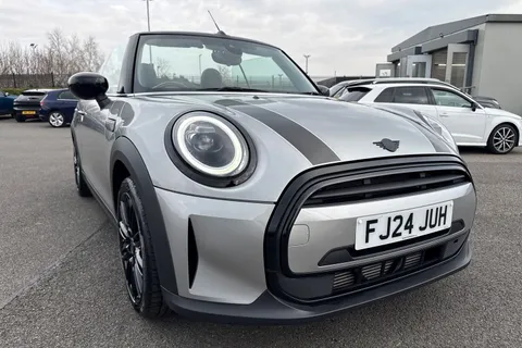 Mini Cooper Exclusive Auto 1.5 Cooper Exclusive Steptronic Euro 6 (s/s) 2dr