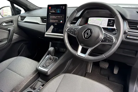 Renault Captur 1.6 E-TECH techno Auto Euro 6 (s/s) 5dr