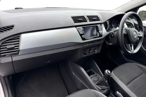 Škoda Fabia 1.0 TSI SE Euro 6 (s/s) 5dr