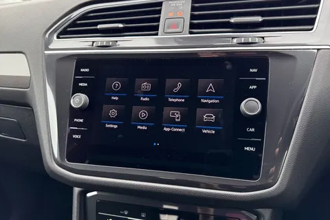 Volkswagen Tiguan Allspace 1.5 TSI Life DSG Euro 6 (s/s) 5dr