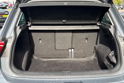 Volkswagen Tiguan 1.5 TSI Elegance DSG Euro 6 (s/s) 5dr