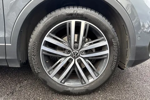 Volkswagen Tiguan 1.5 TSI Elegance DSG Euro 6 (s/s) 5dr