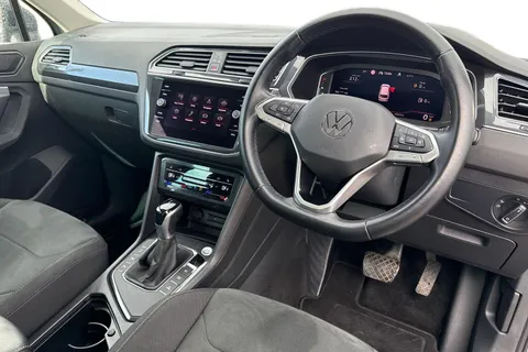 Volkswagen Tiguan 1.5 TSI Elegance DSG Euro 6 (s/s) 5dr