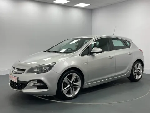 VAUXHALL ASTRA 1.4T 16V Limited Edition 5dr