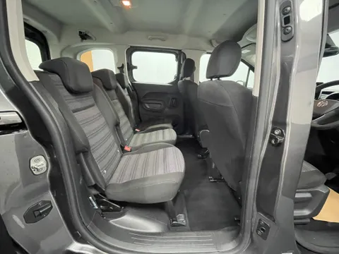 VAUXHALL COMBO LIFE 1.5 Turbo D Energy 5dr [7 seat]