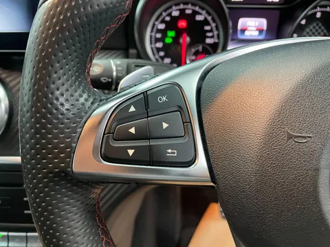 MERCEDES-BENZ A CLASS A180 AMG Line Premium 5dr Auto